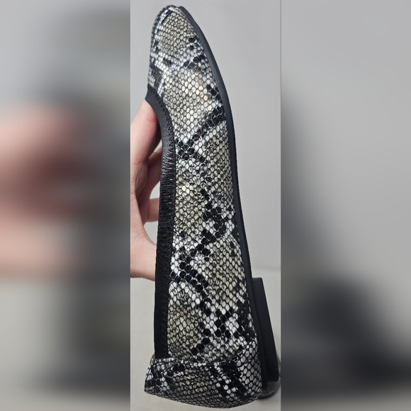 Vionic Women's Carrol Multicolor Snake Print Leather Slip On Ballet Flats Sz 8W - Picture 5 of 11